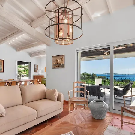 Villa Villa